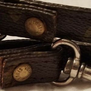 RARE~LV  CrossBody Monogram RETIRED Strap